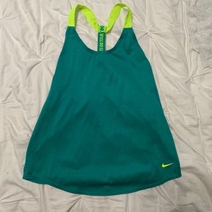 Nike workout tank